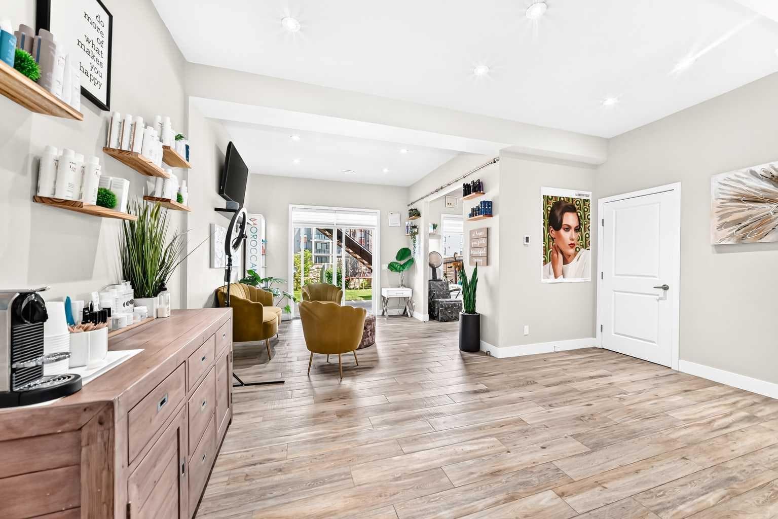 47 SAGE BLUFF Mews NW
