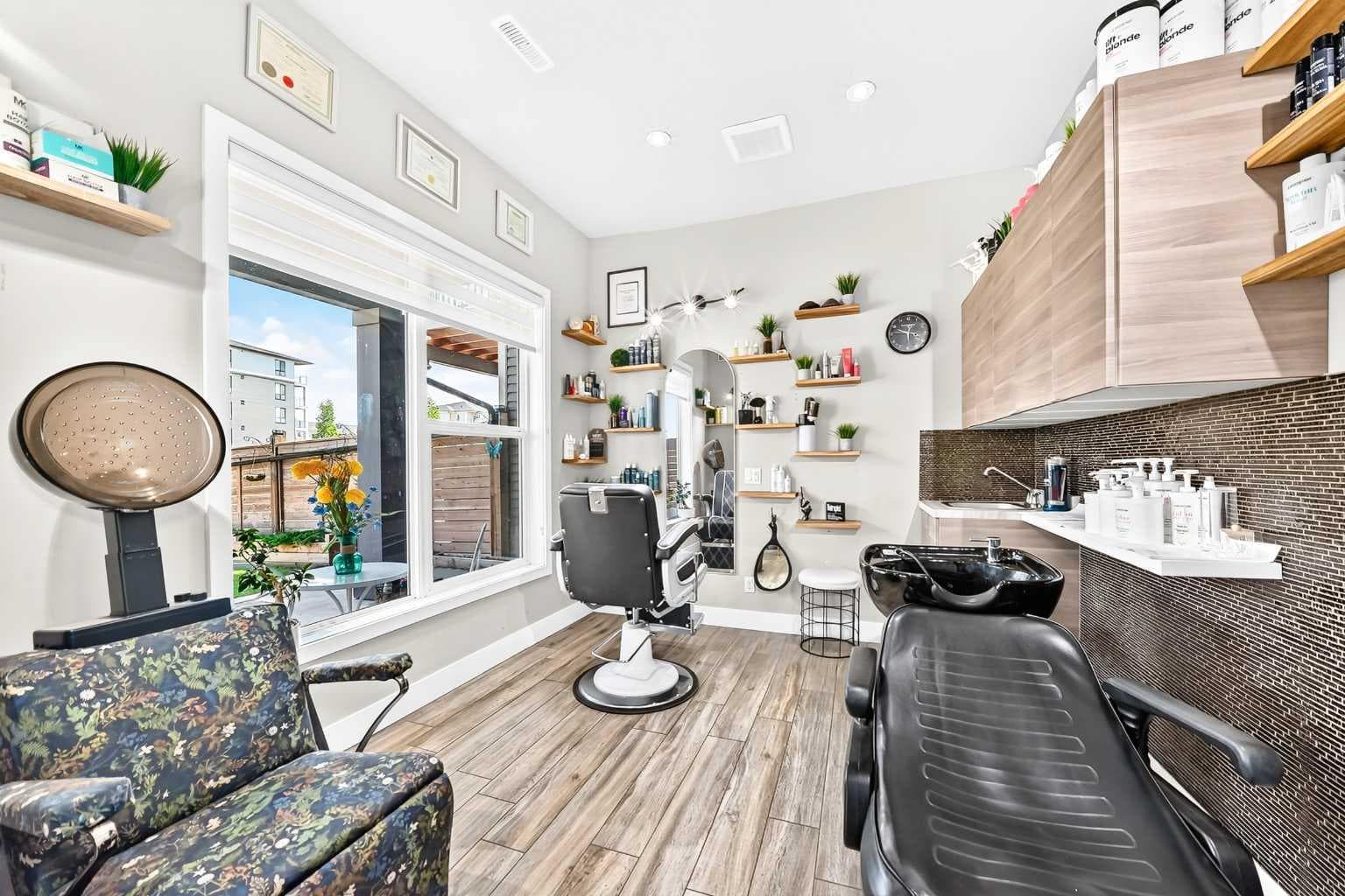 47 SAGE BLUFF Mews NW