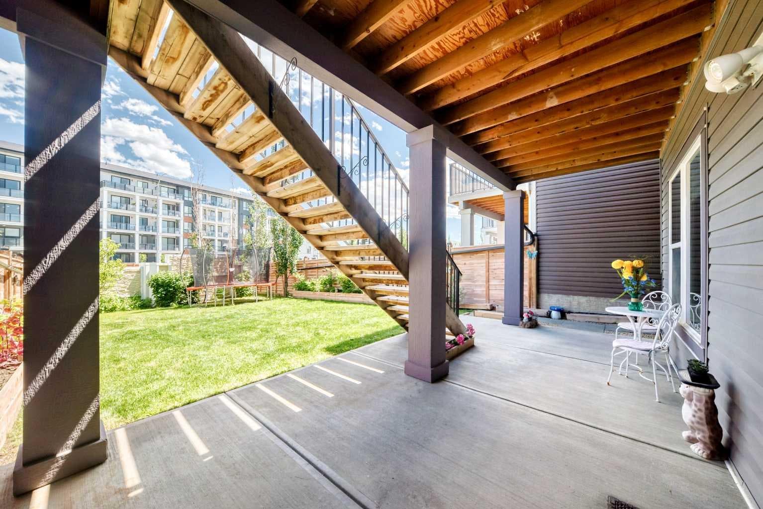 47 SAGE BLUFF Mews NW