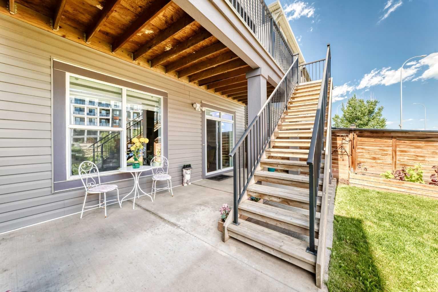 47 SAGE BLUFF Mews NW