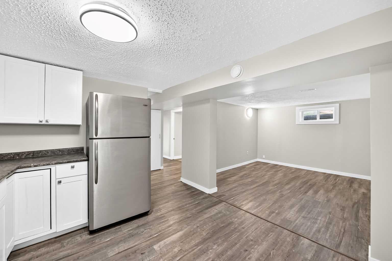 2016 46 Street SE