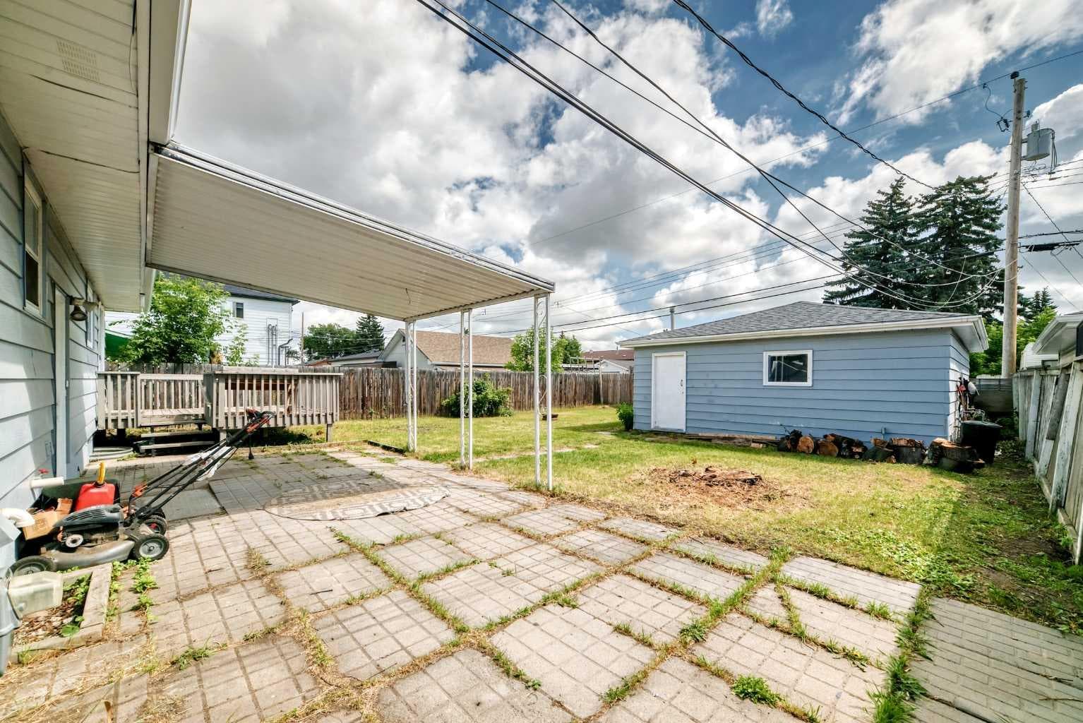 2016 46 Street SE