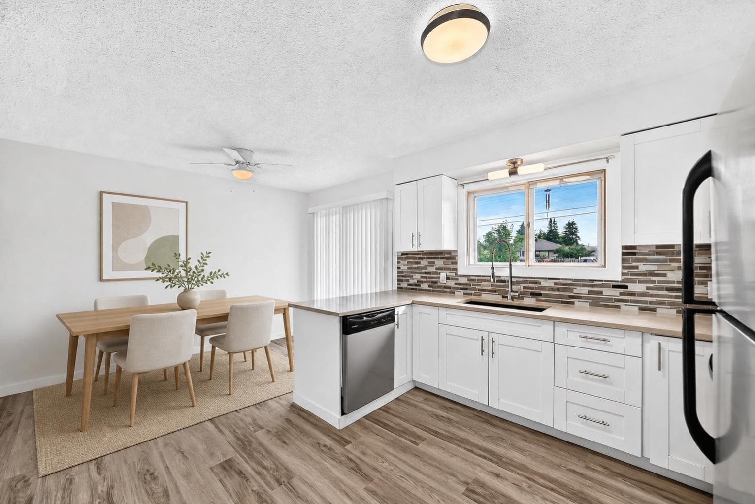 2016 46 Street SE