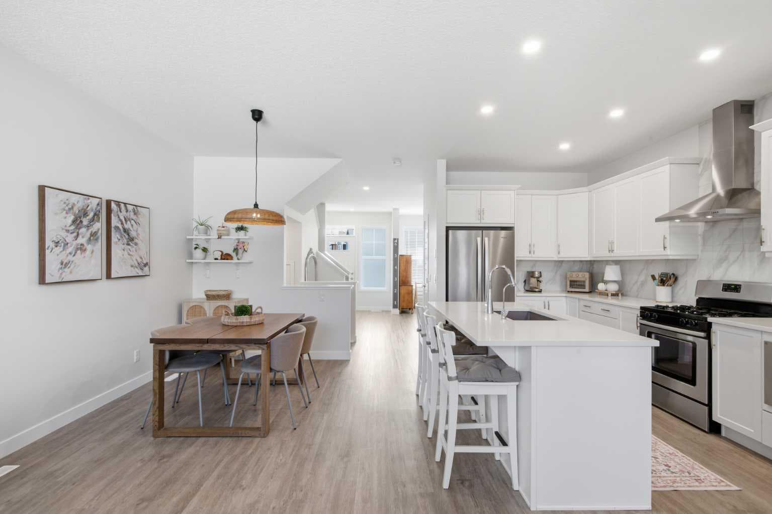 406 Masters Road SE