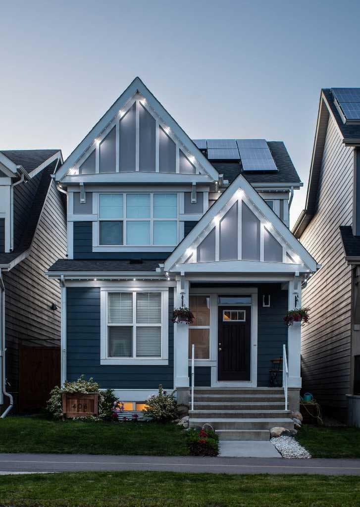 406 Masters Road SE