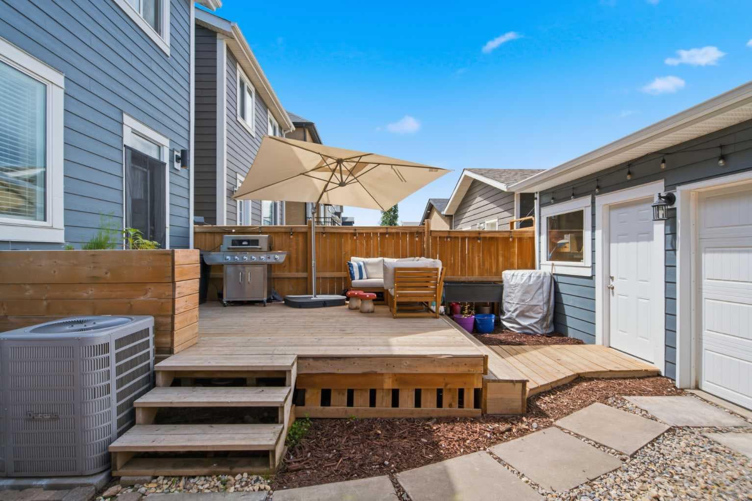 406 Masters Road SE