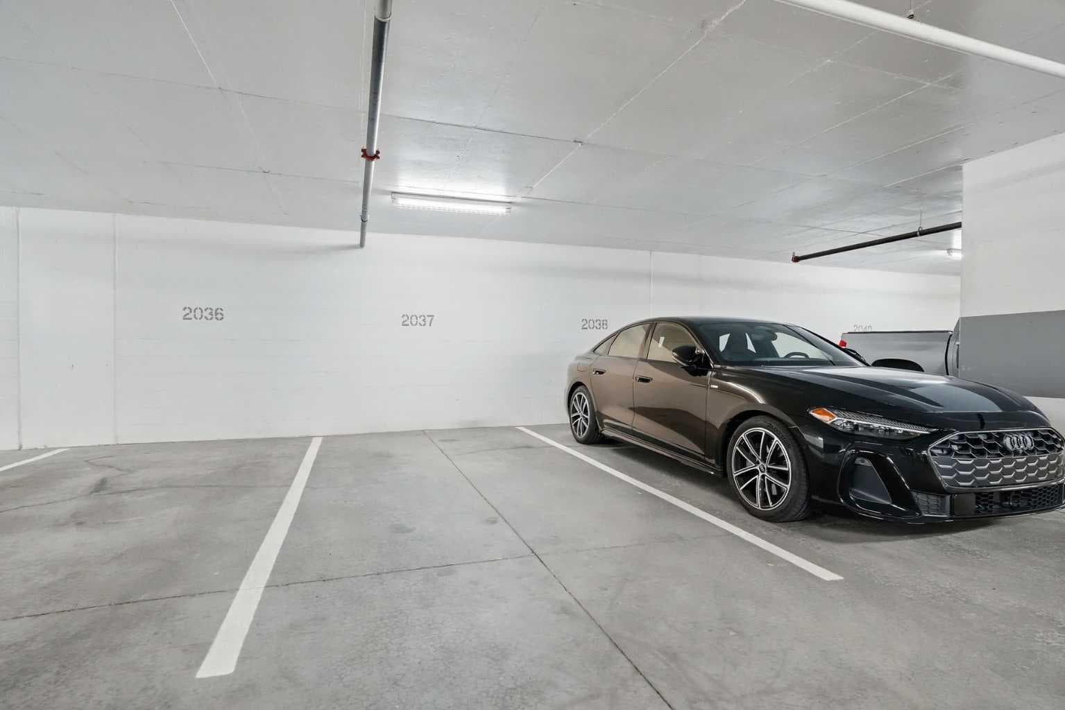 303, 138 waterfront Court SW