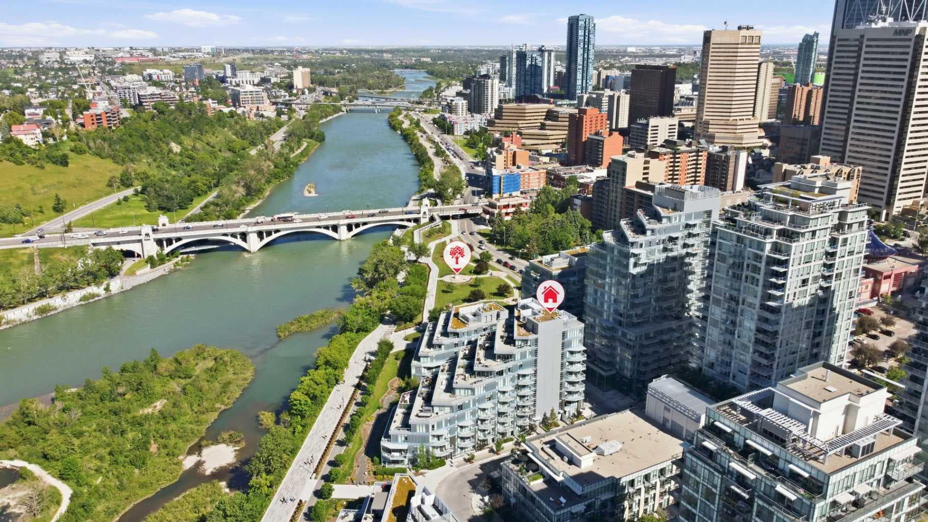 303, 138 waterfront Court SW
