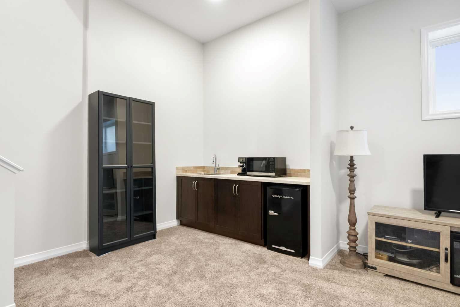 31 Magnolia Grove SE