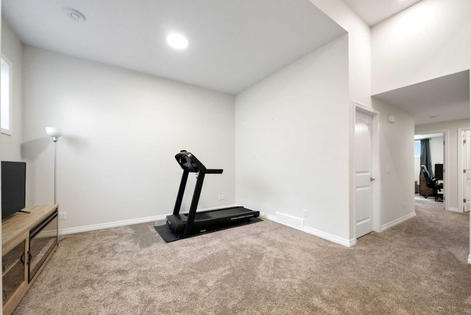31 Magnolia Grove SE