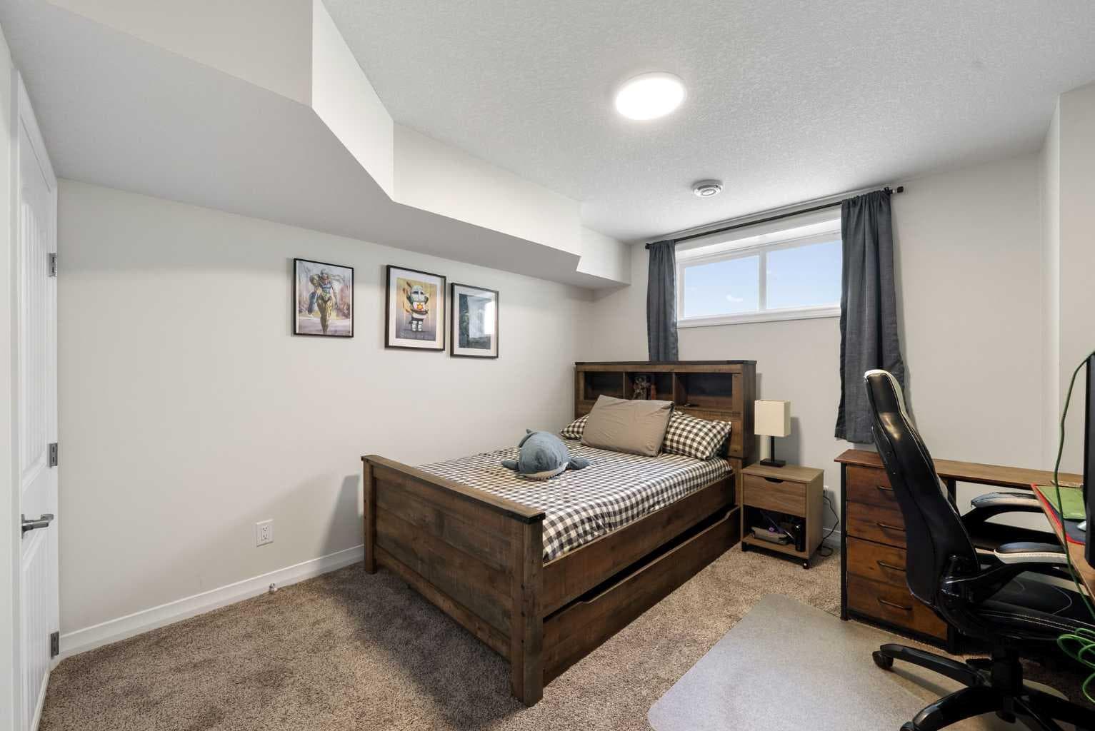 31 Magnolia Grove SE