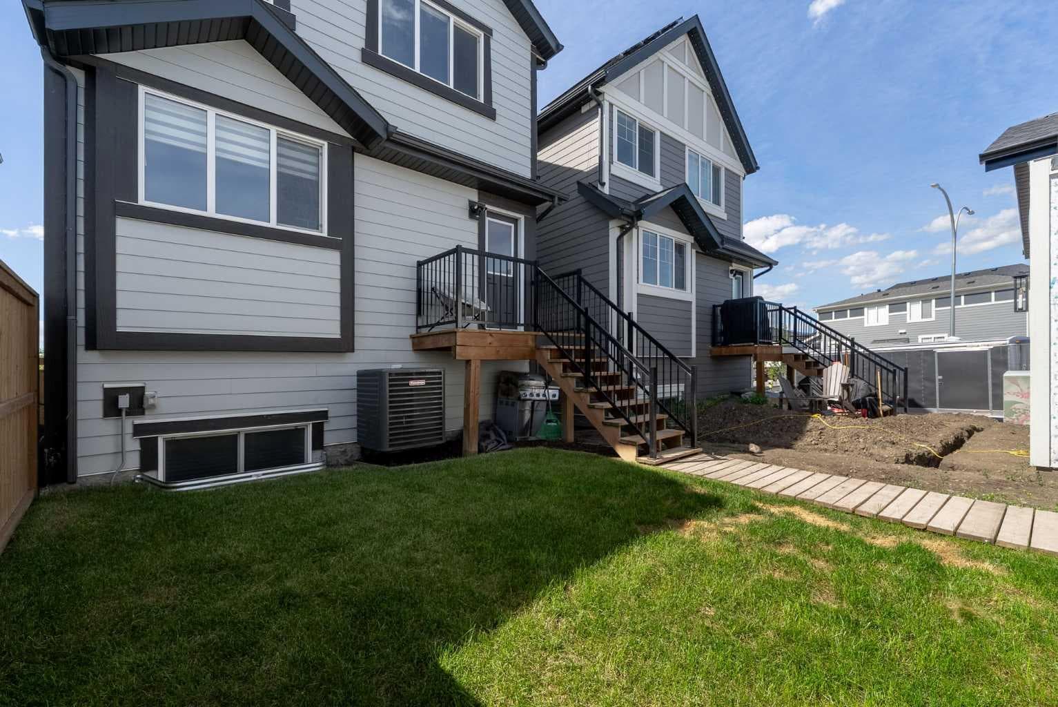 31 Magnolia Grove SE