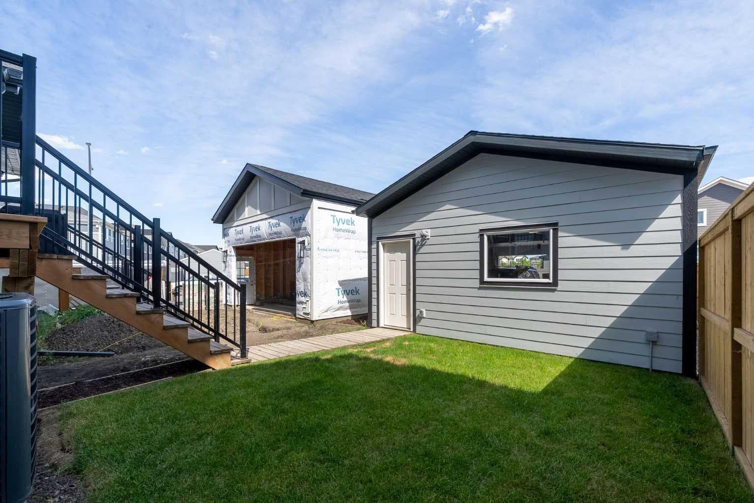 31 Magnolia Grove SE