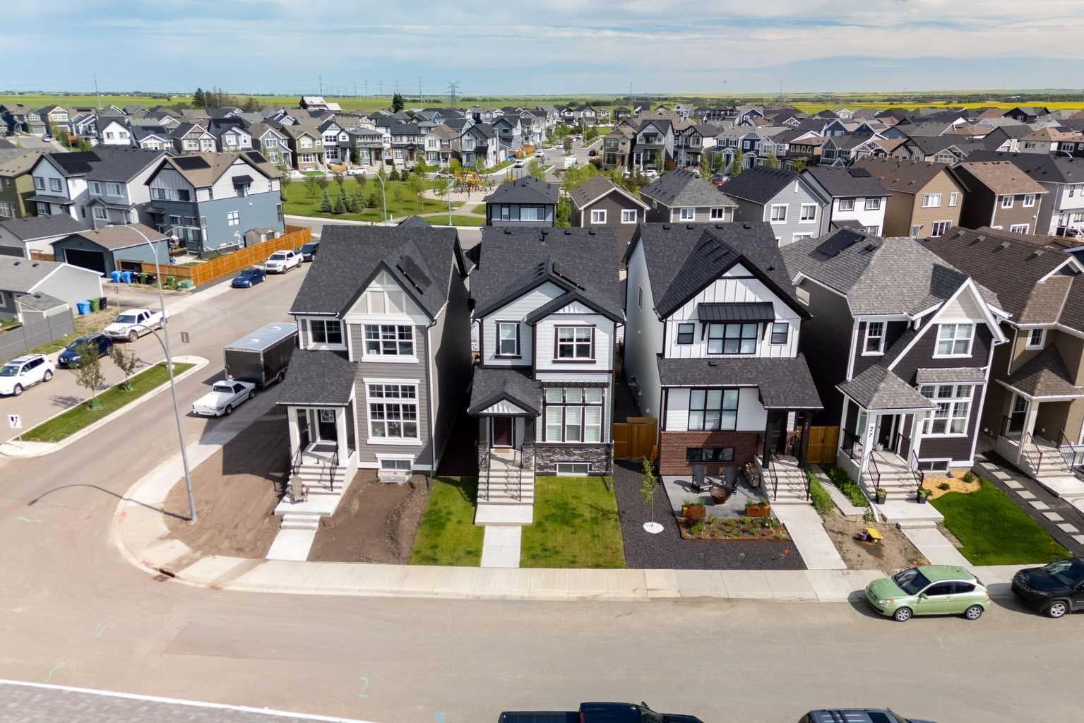 31 Magnolia Grove SE
