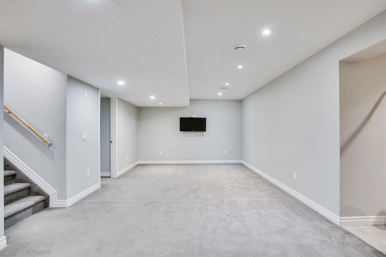 117 Hawkmere Place 