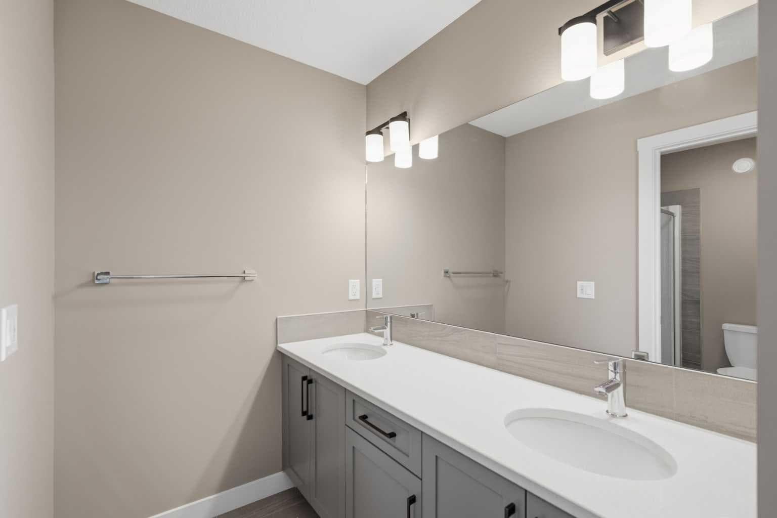 231 Waterford Heights 
