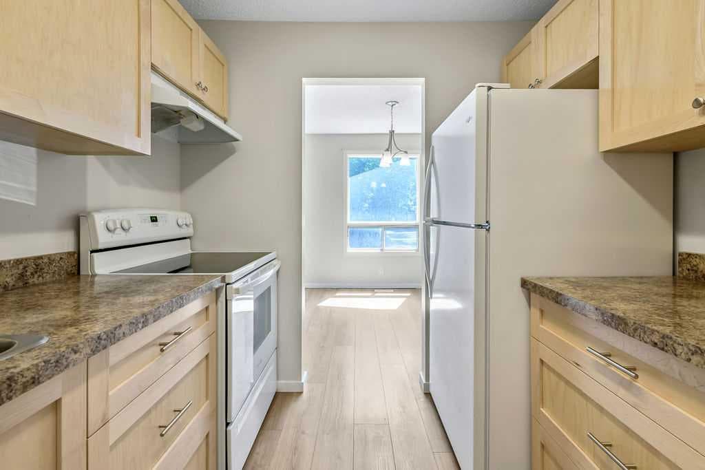 122 Bergen Road NW
