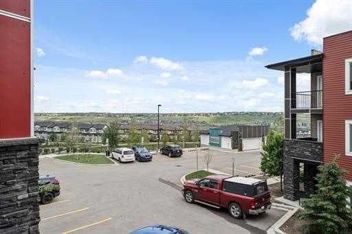208, 24 Sage Hill Terrace NW