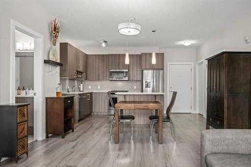 208, 24 Sage Hill Terrace NW