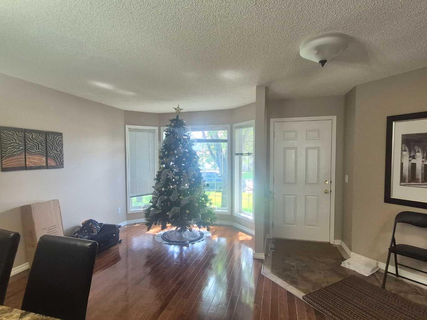 127 Hampstead Circle NW