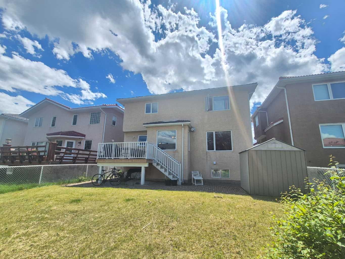 127 Hampstead Circle NW