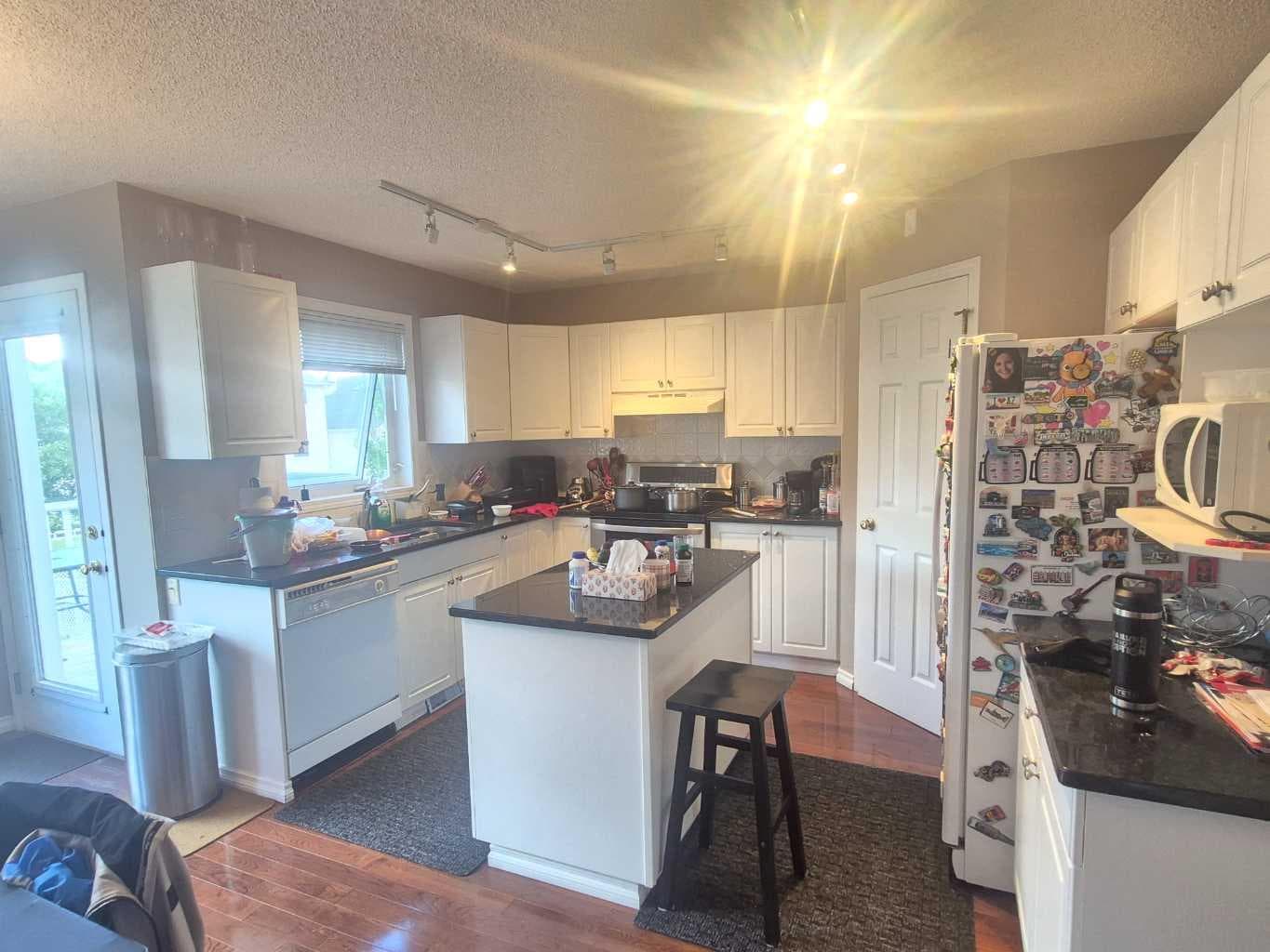 127 Hampstead Circle NW