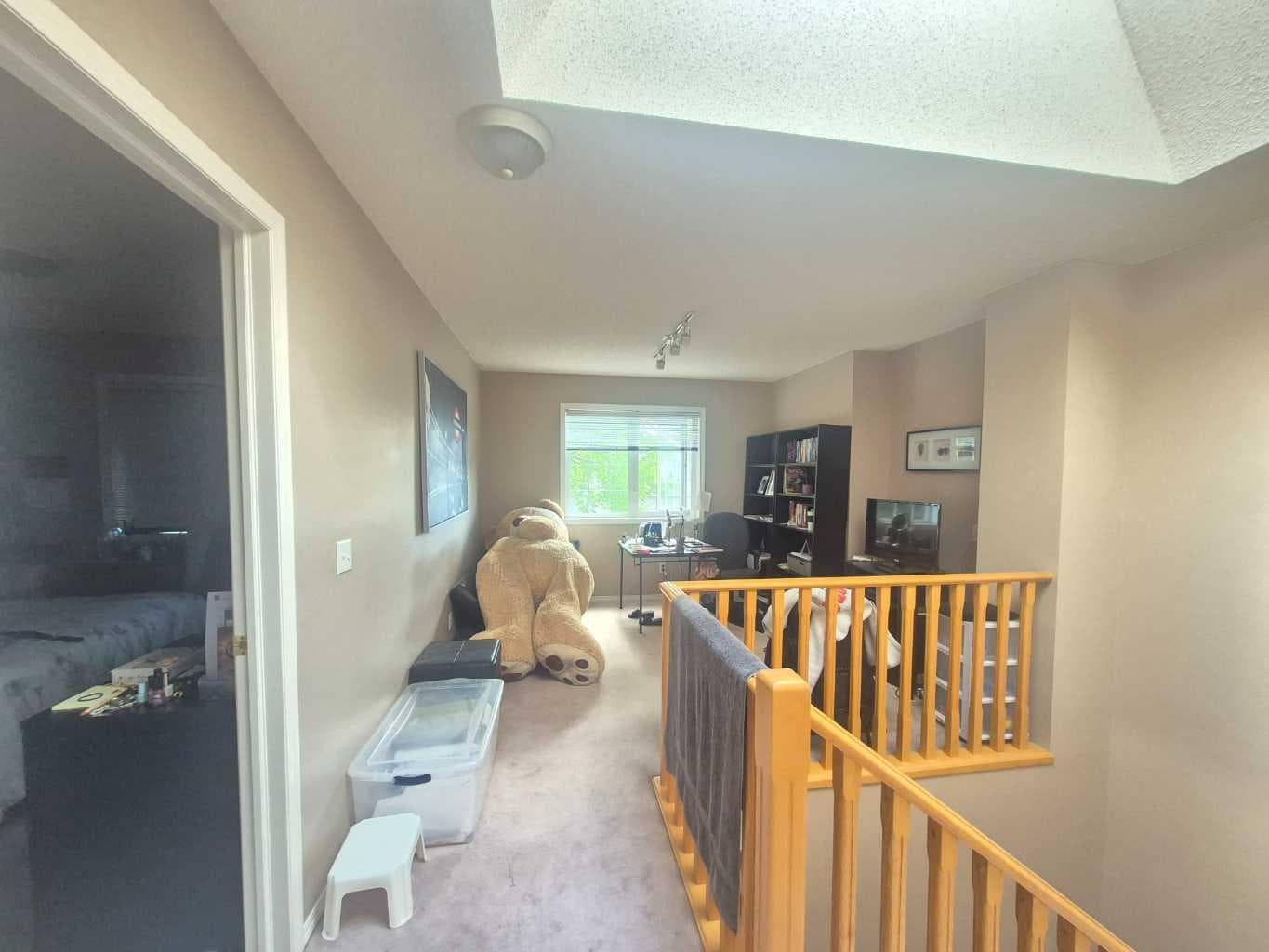 127 Hampstead Circle NW