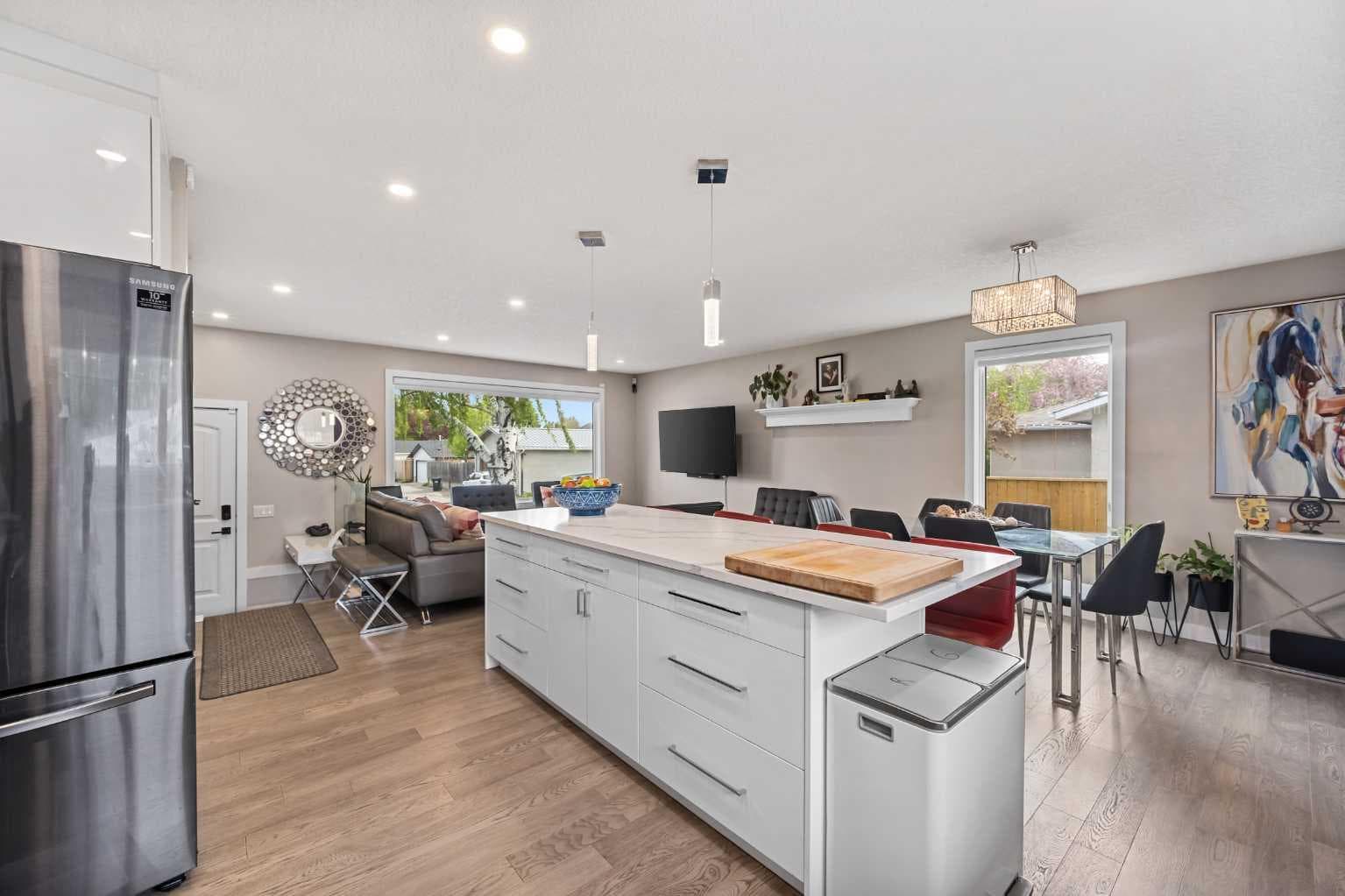 80 Allandale Close SE