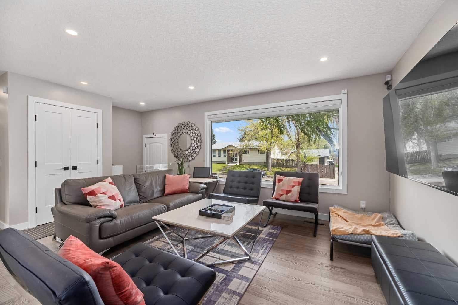 80 Allandale Close SE