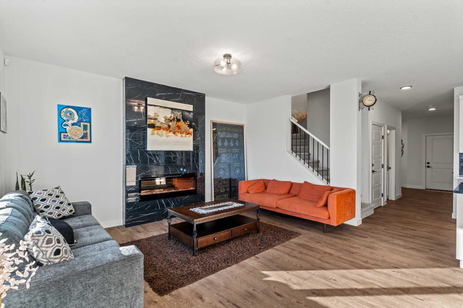 116 Ambleside Crescent NW