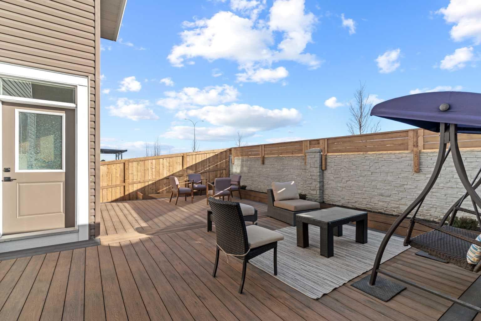 116 Ambleside Crescent NW