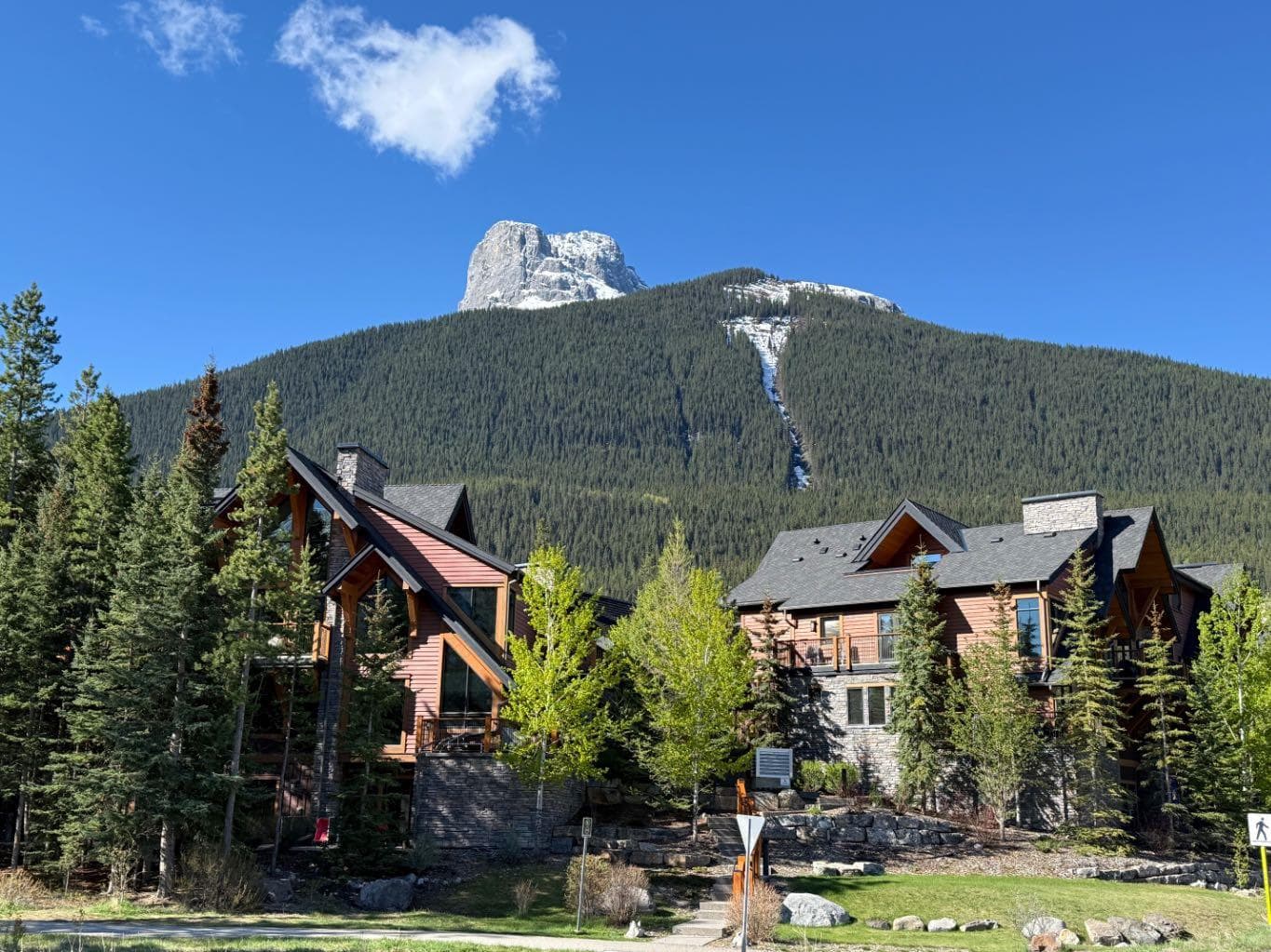 5102, 101E Stewart Creek Landing 