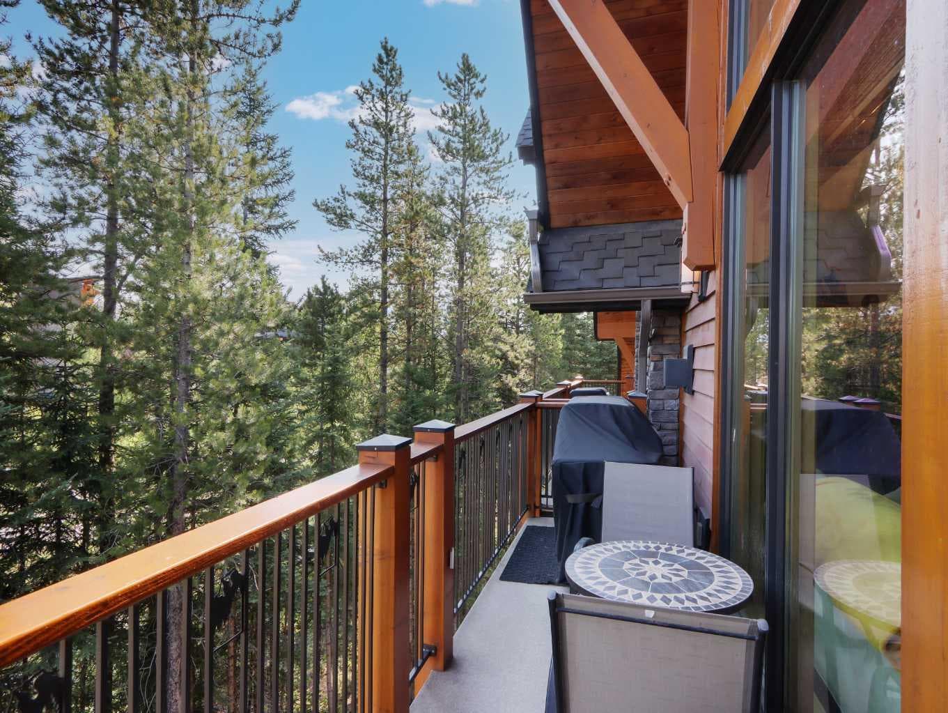 5102, 101E Stewart Creek Landing 