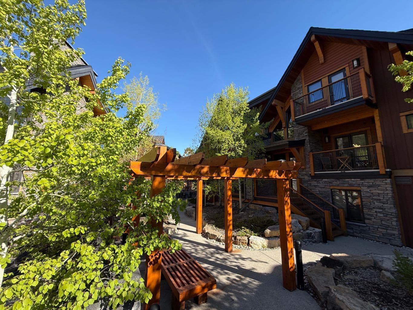 5102, 101E Stewart Creek Landing 