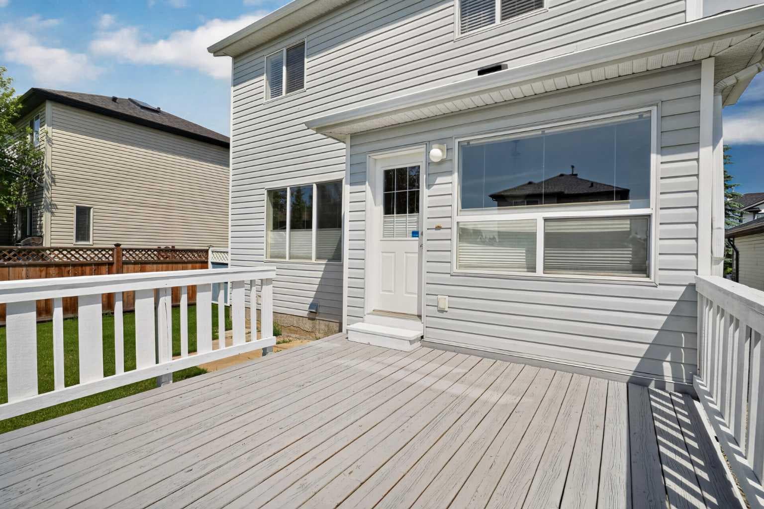 59 Silver Springs Way NW