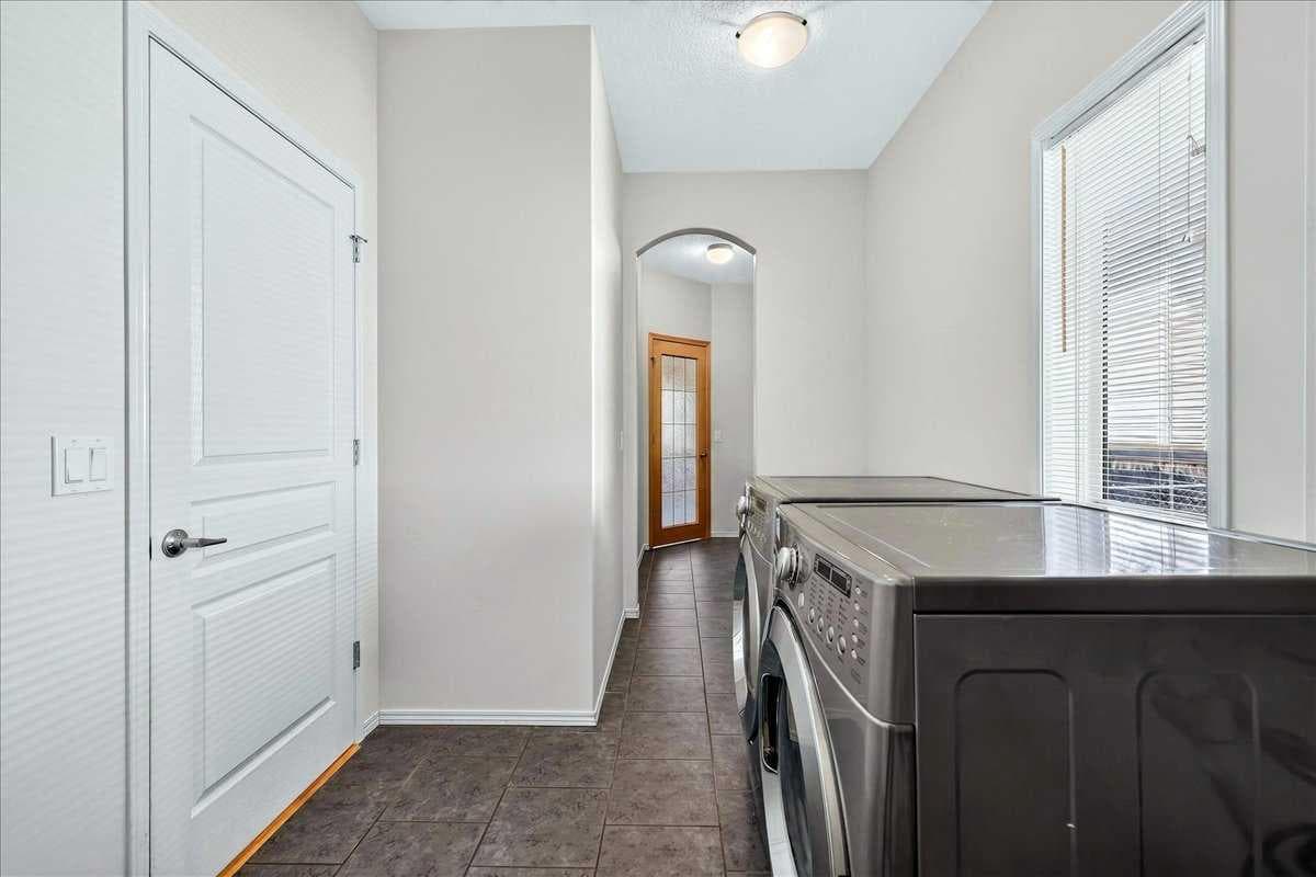 121 Springmere Road 