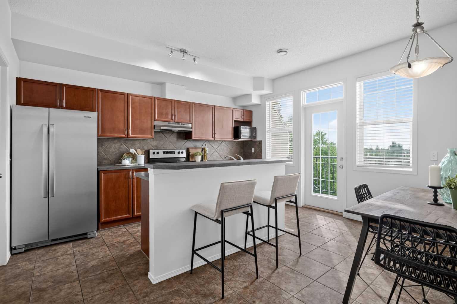 21, 43 Springborough Boulevard SW