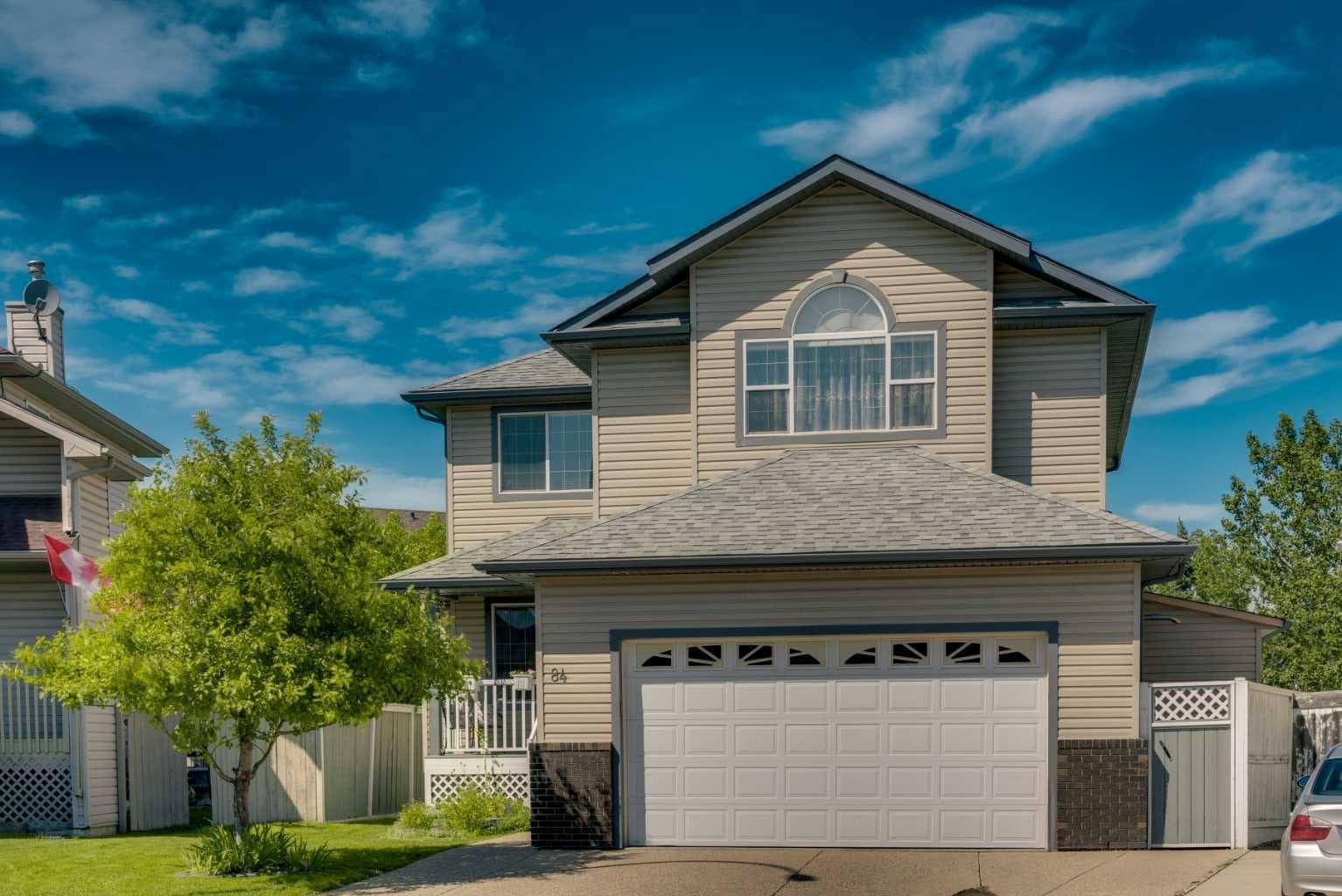84 Willowbrook Crescent NW
