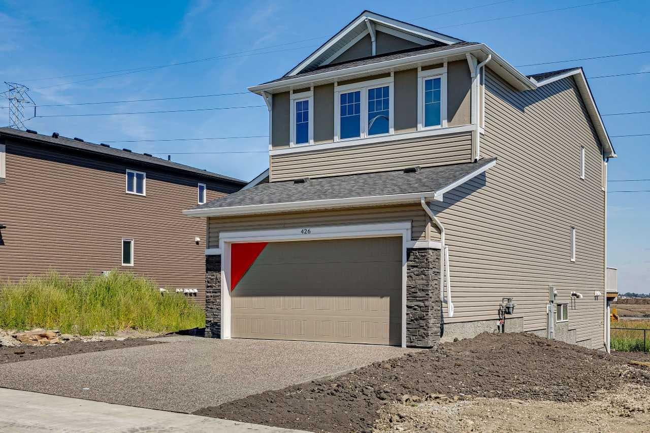 426 Hotchkiss Manor SE