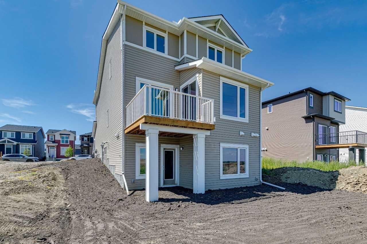 426 Hotchkiss Manor SE