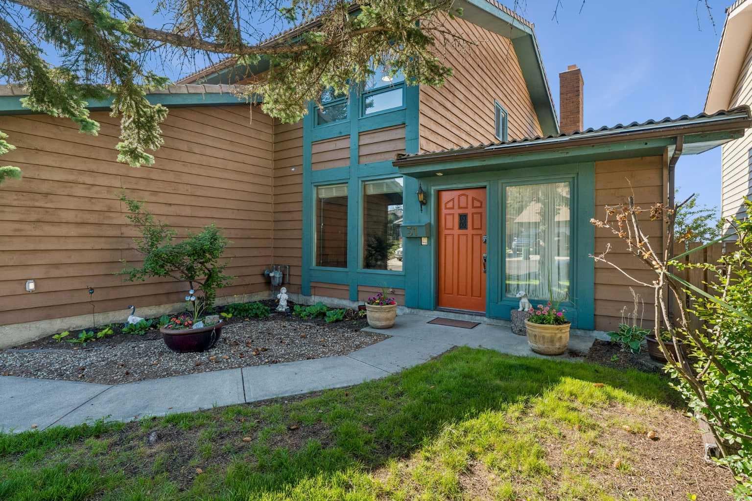 31 Edgehill Bay NW