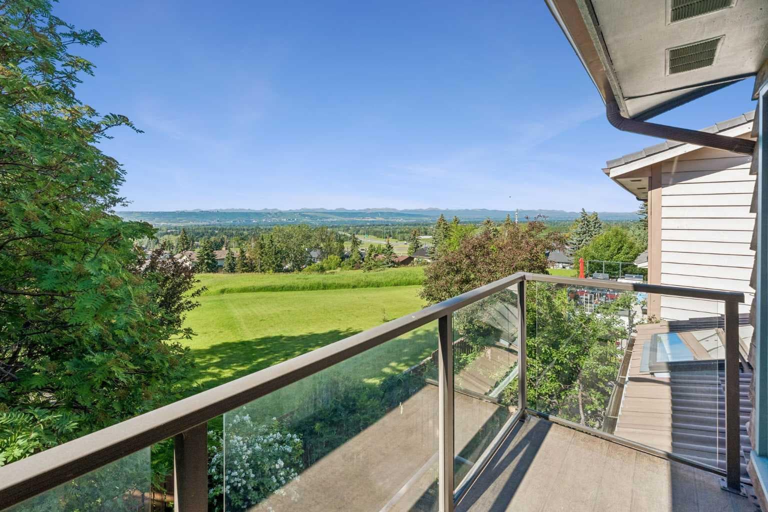 31 Edgehill Bay NW