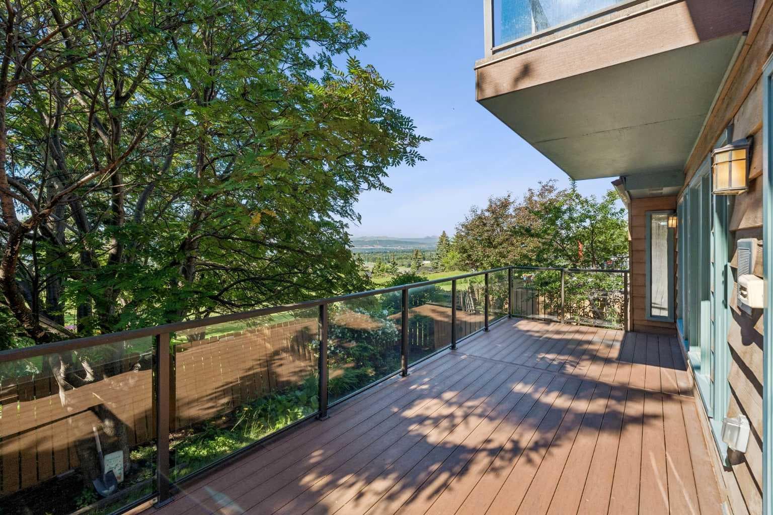 31 Edgehill Bay NW