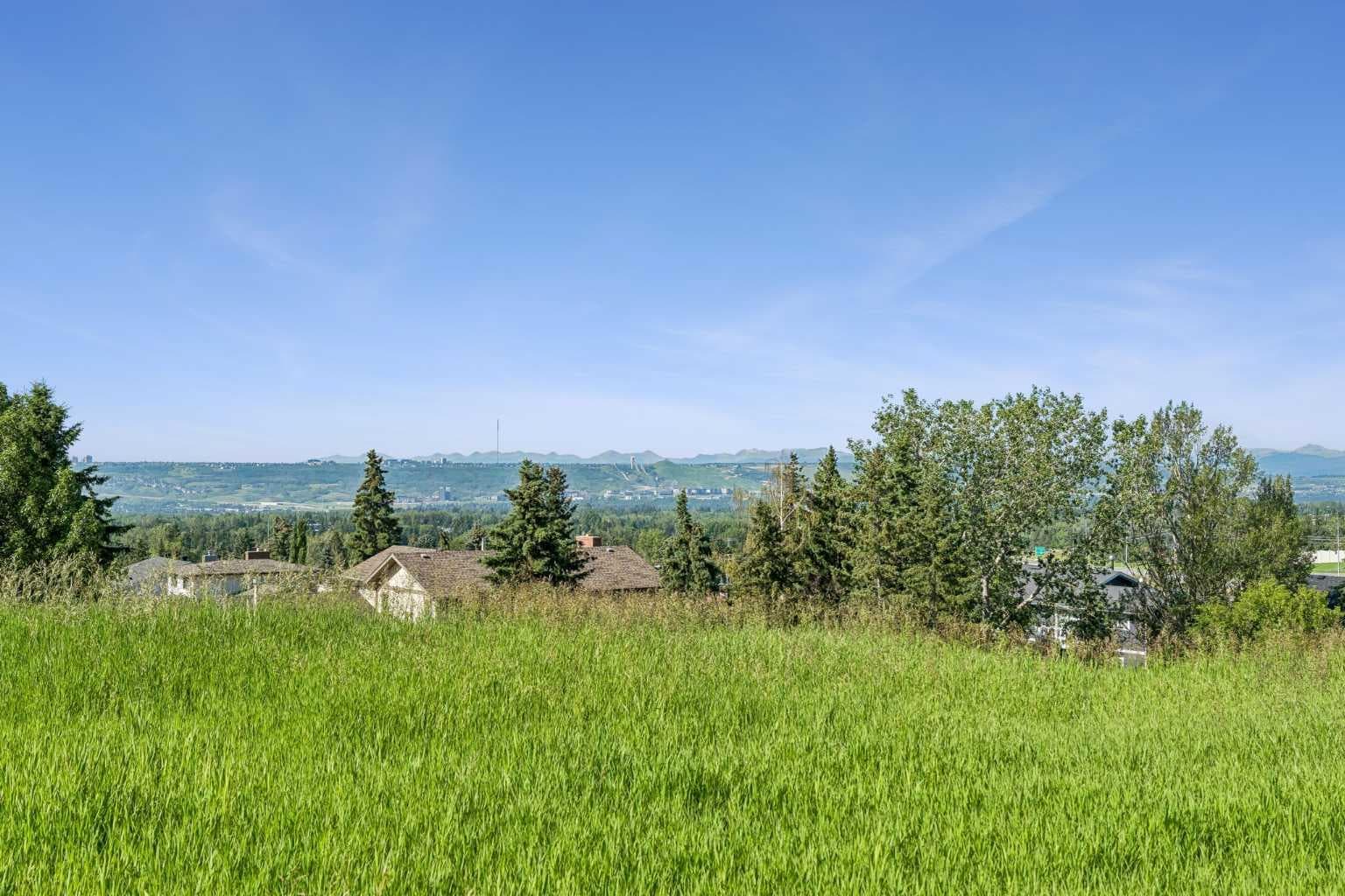 31 Edgehill Bay NW