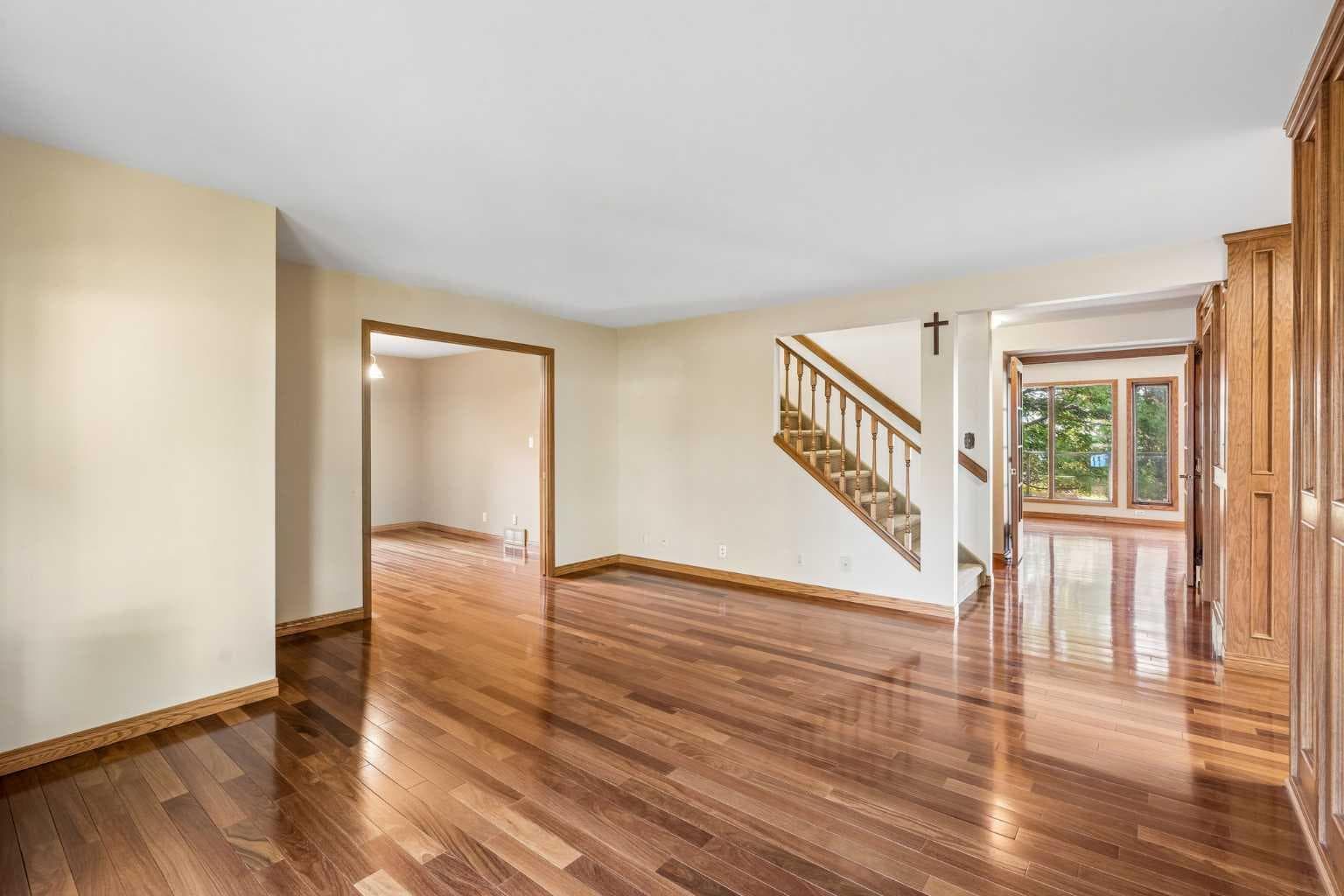 31 Edgehill Bay NW