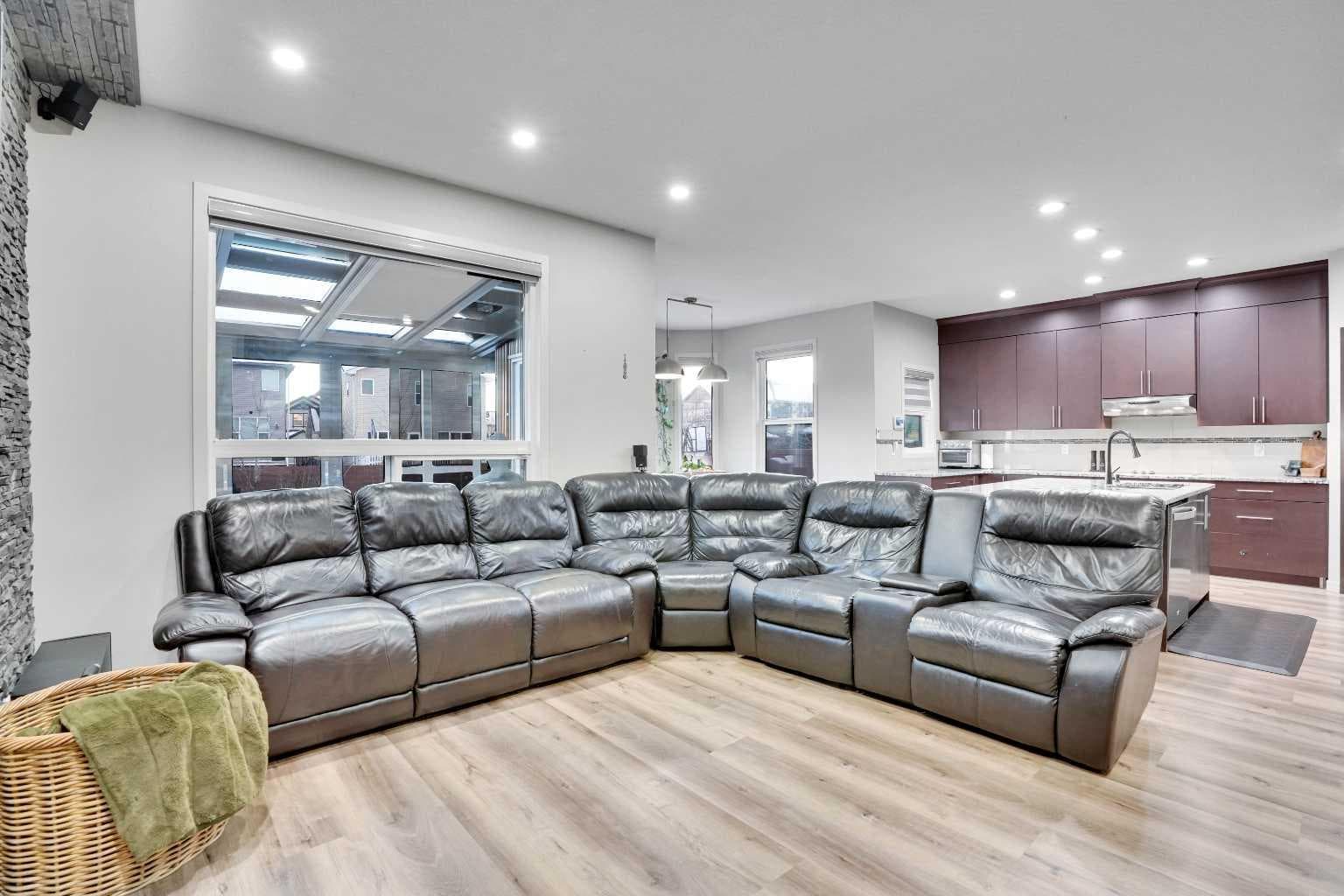 119 Panton Landing NW