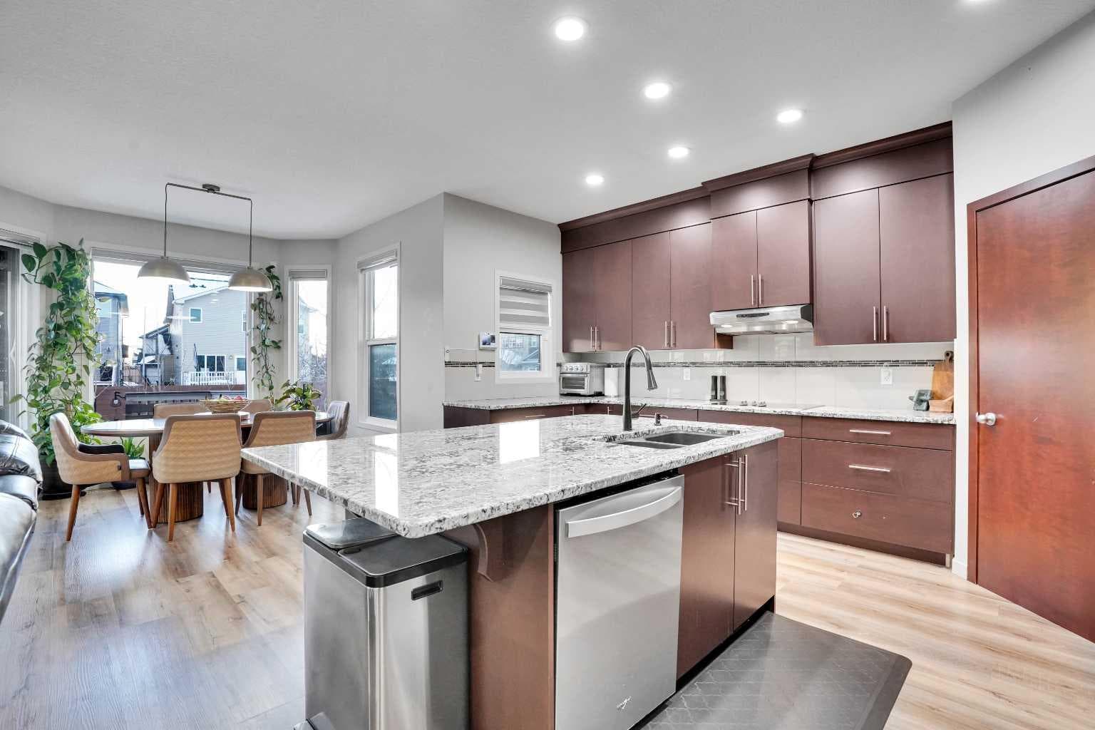 119 Panton Landing NW