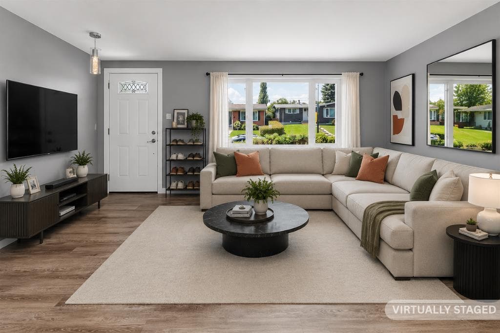 916 Mayland Drive NE