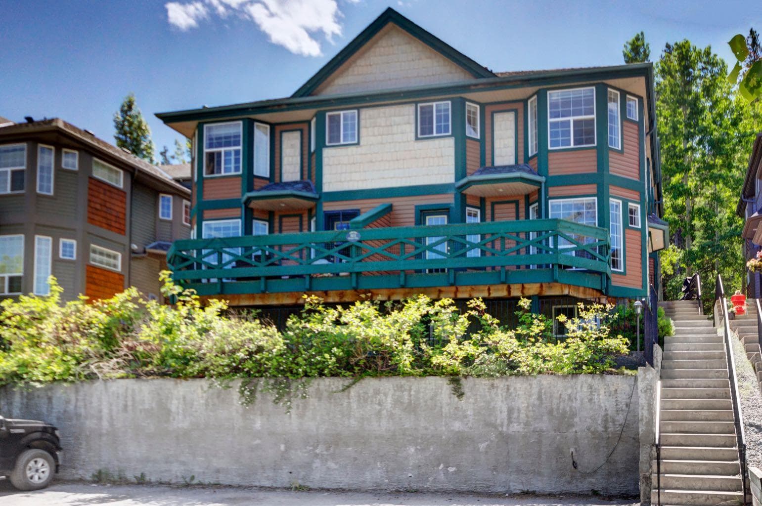 3, 823 Wilson Way 