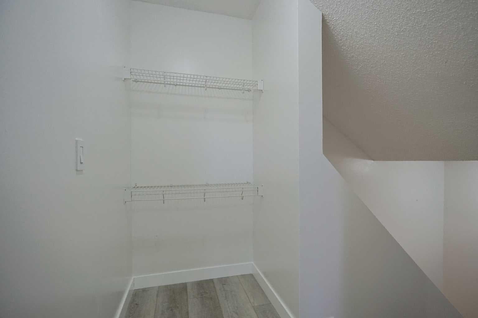 205, 310 Falconridge Crescent NE